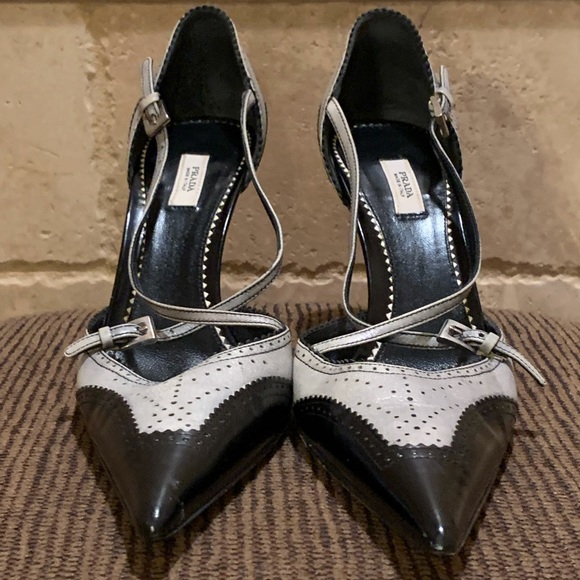 Prada two-tone Oxford heels - Picture 6 of 11